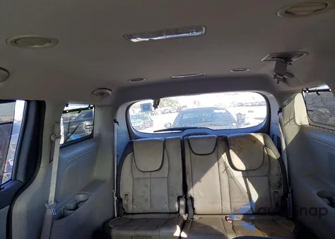 2018 Kia Sedona Lx из США, поврежденный, VIN KNDMB5C11J6395530